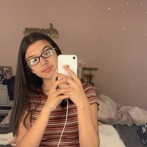 Meet your Posher, Natalie a.